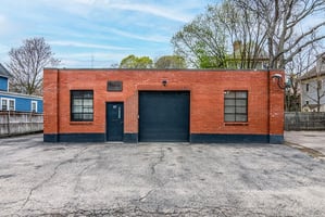 32044597