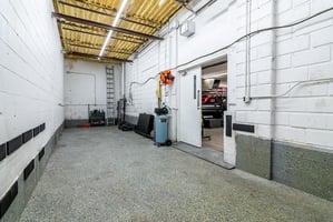32044607