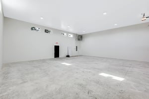 32049872