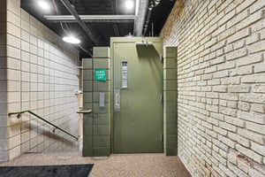32173912
