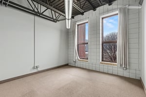 32173905
