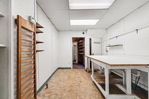 32180631