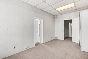 32180640