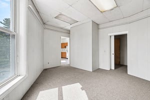 32180637