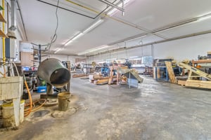 32180955