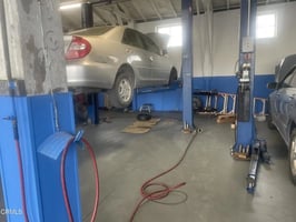 32183919