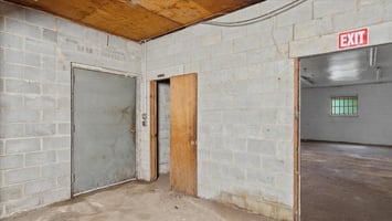 32185040
