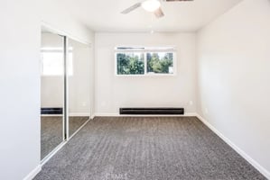 32902864