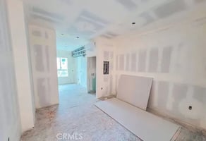 32762484