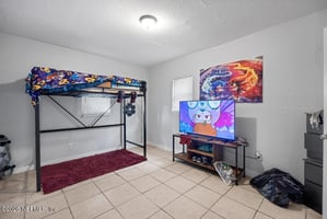 32262579