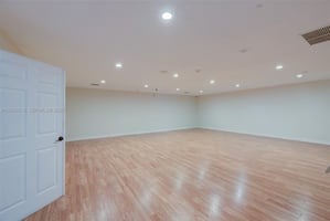 32263384