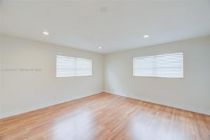 32263407