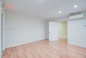 32263392