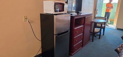 32274805