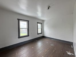 32750782