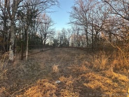 32280623
