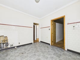 32282823