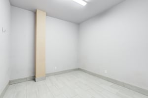 32657172