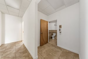 32304093