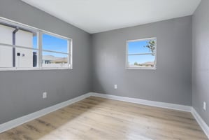 32305374