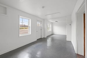 32306852