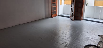 32313585