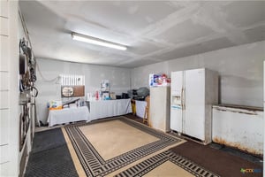 32318641