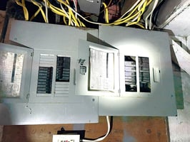 32318540