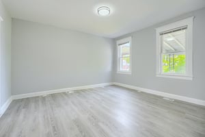 32325760