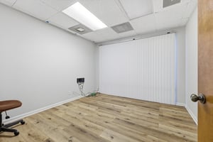 32335435