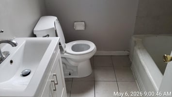 32340584