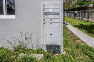 32389942