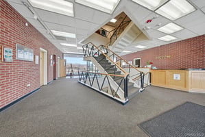 32385976