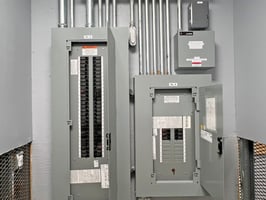 32453319