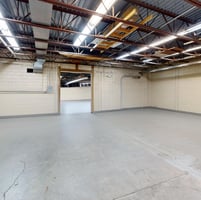 32400810