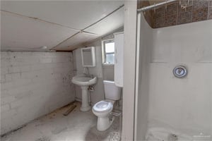 32413652