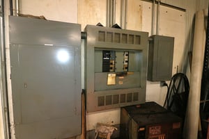 32440579