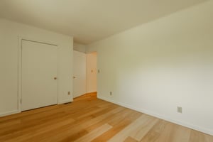 32474957