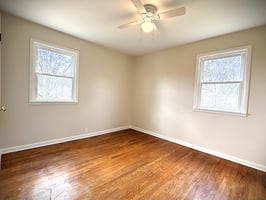 32495844