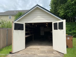 32581485