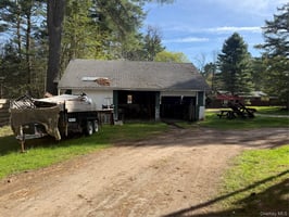 32602105