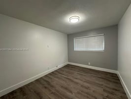 32606719