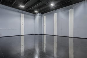 32606848
