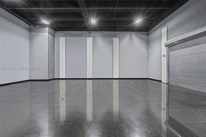 32606833