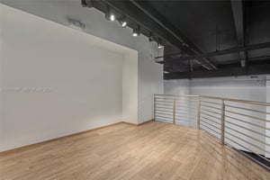 32606853