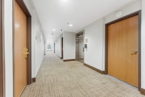 32607734