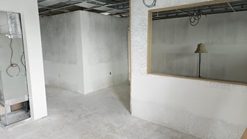 32613546
