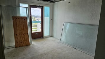 32613561