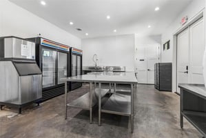 32620583
