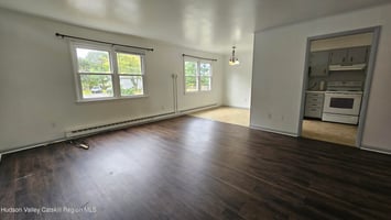 32628073